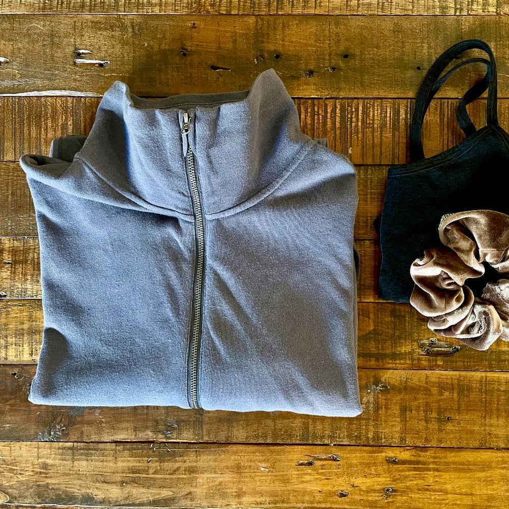 Vuori Gray Cowl Neck Sweater
